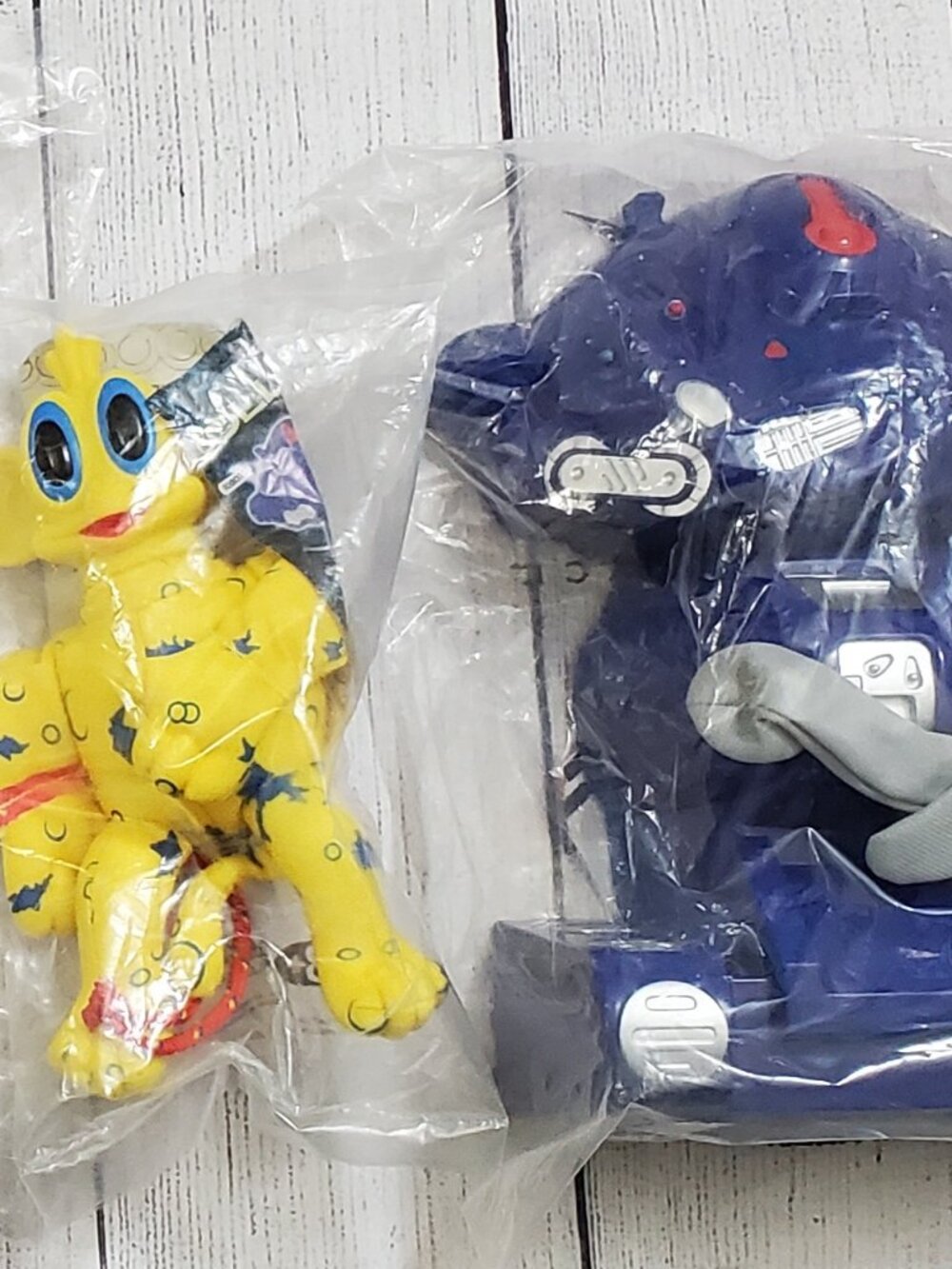 Lost In Space Complete Lot of 4 Burger King Figures & Hand Puppets Vintage 1998